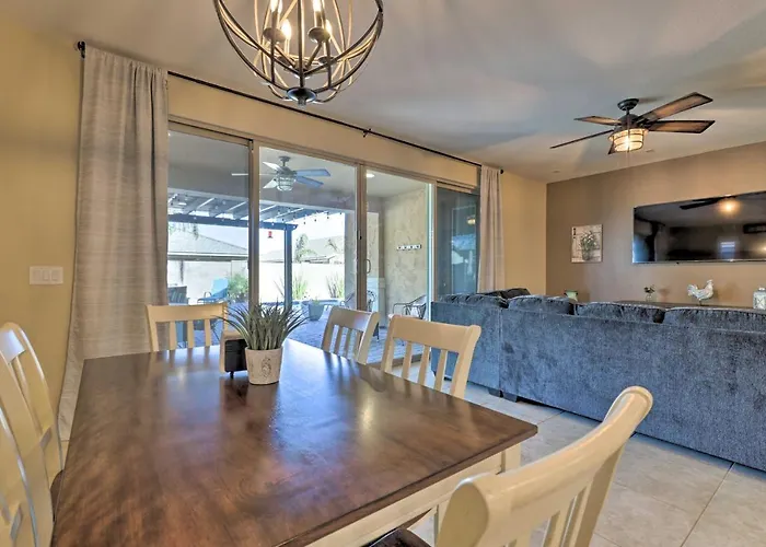 Snowbird Escape W/ Amenities In Holiday home *
