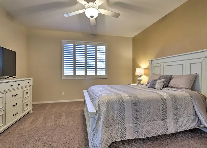 Holiday home Snowbird Escape W/ Amenities In