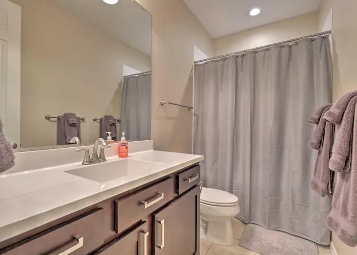 Holiday home Snowbird Escape W/ Amenities In *
